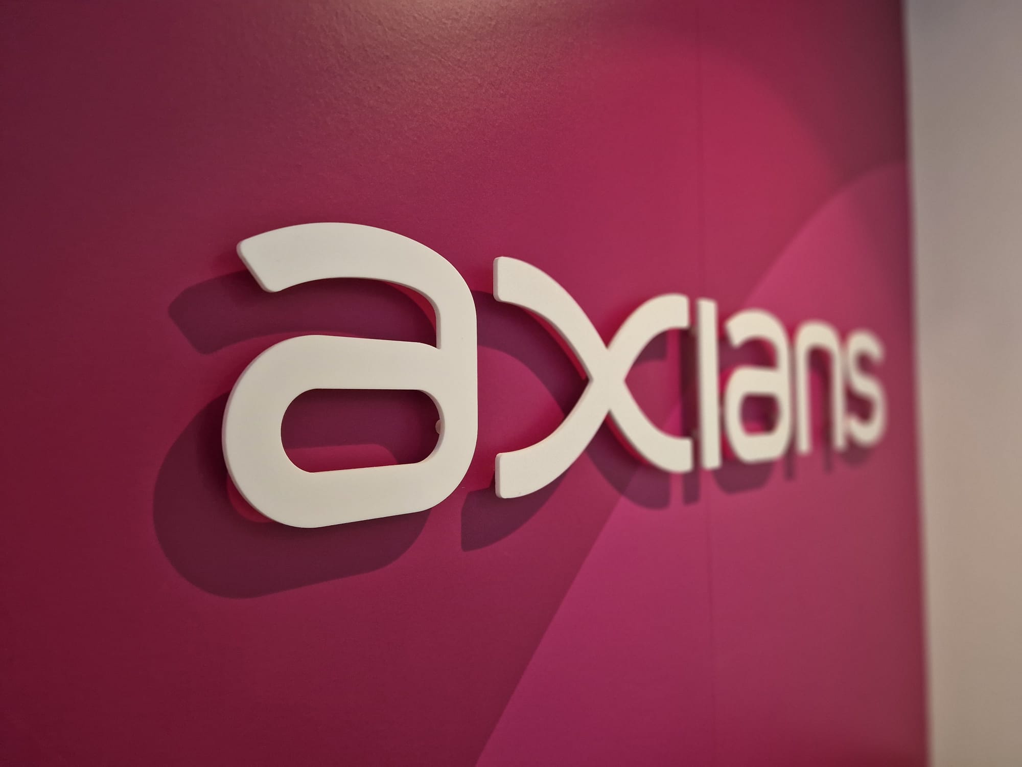 acrylic lettering signage