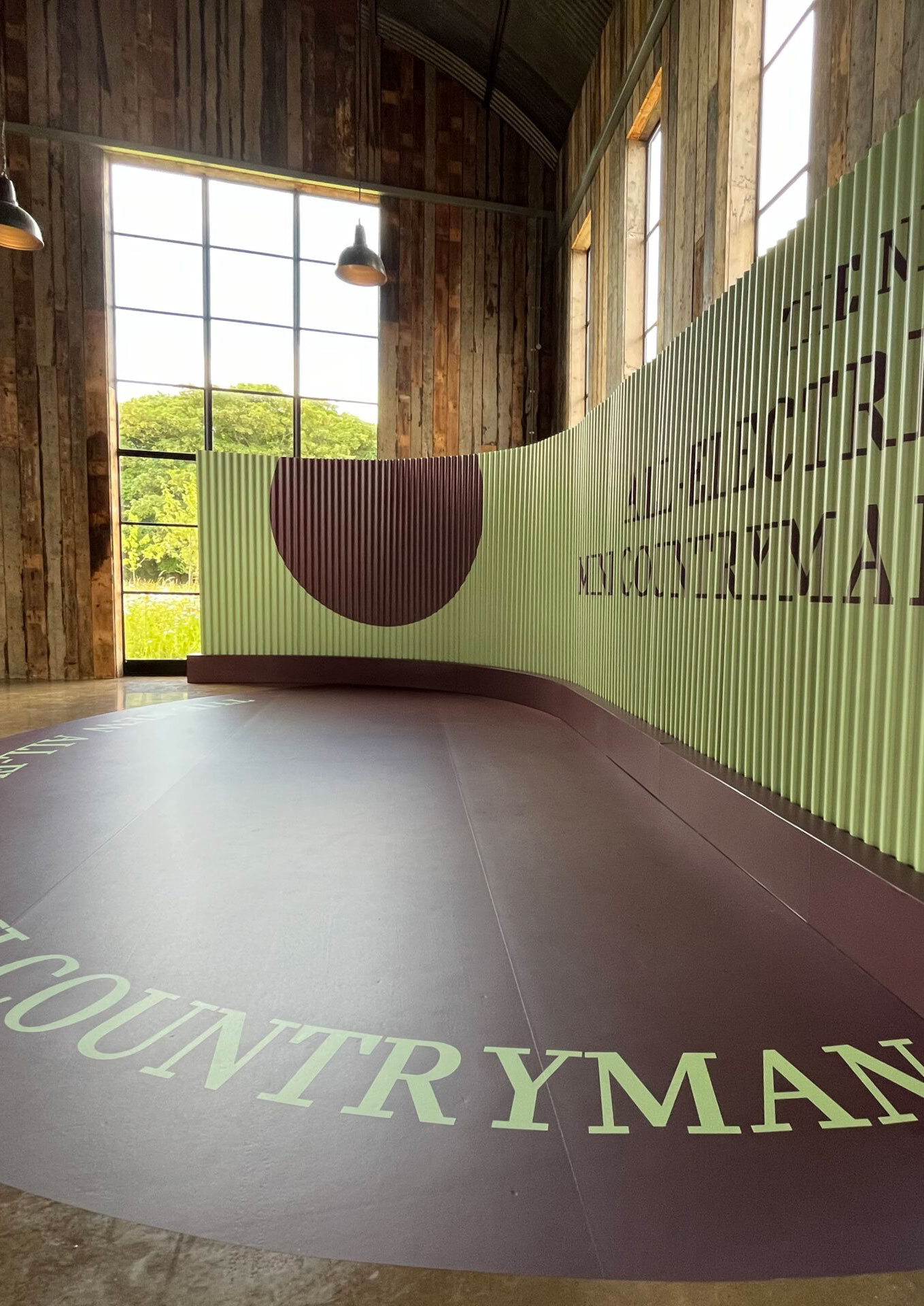 Floor vinyl design with stand.
